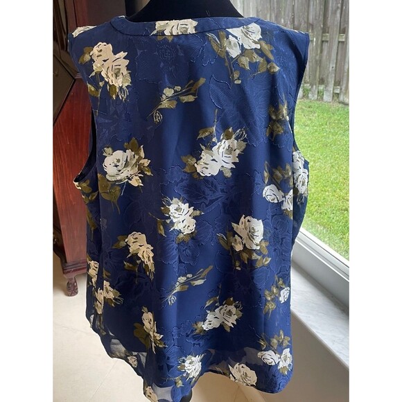 Talbots SZ 2XP Navy Blue Floral Sleeveless Tie Neck Floral Blouse Mature Cottage - Picture 6 of 9